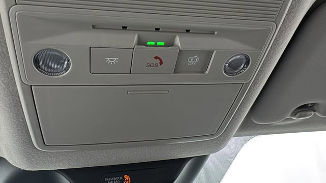 New 2026 Nissan Kicks SR w/ Cold Weather Package image 31