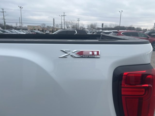 New 2025 GMC Sierra 2500 SLE image 7