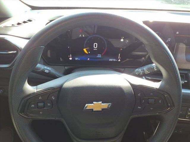 Used 2024 Chevrolet TrailBlazer LS image 11