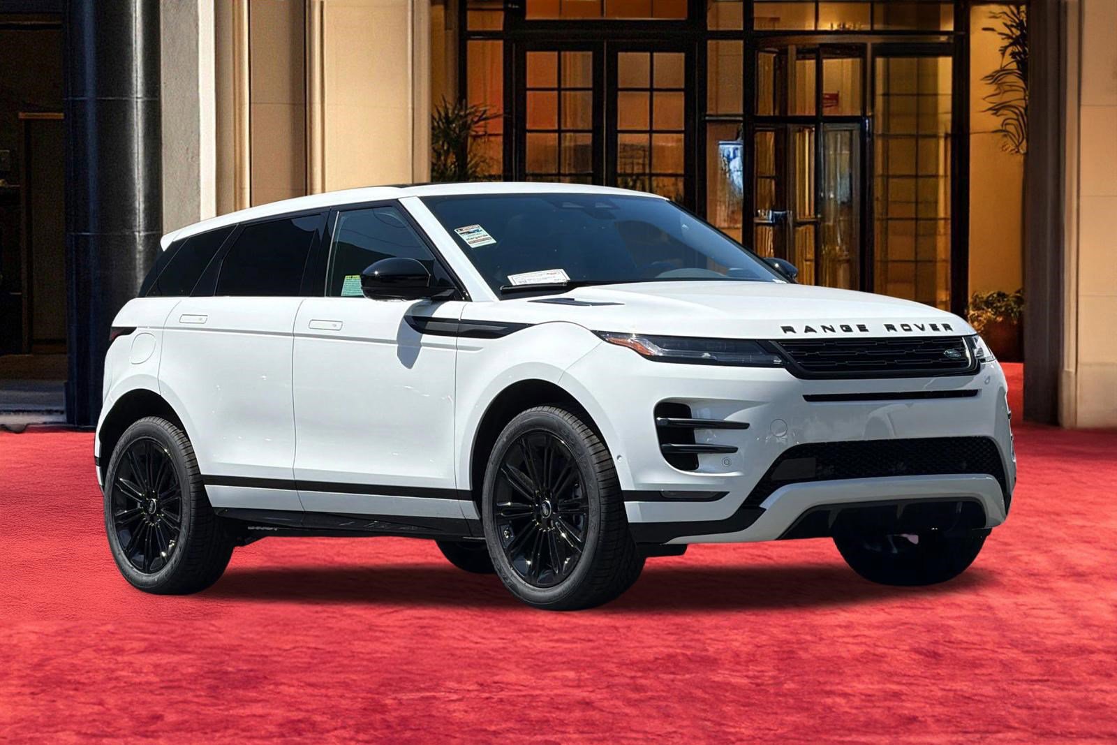 New 2026 Land Rover Range Rover Evoque Dynamic SE AWD/4WD image 6