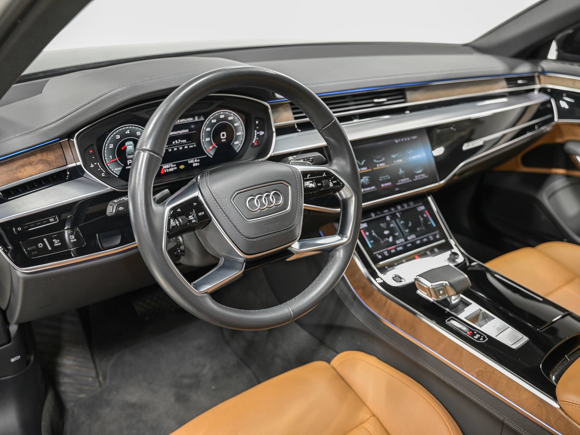Used 2023 Audi A8 L 3.0T w/ Comfort Plus Package AWD/4WD image 15