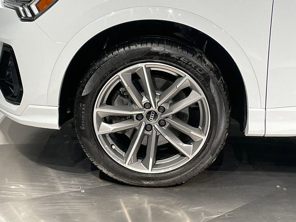 Used 2025 Audi Q3 2.0T Premium w/ Convenience Package image 31