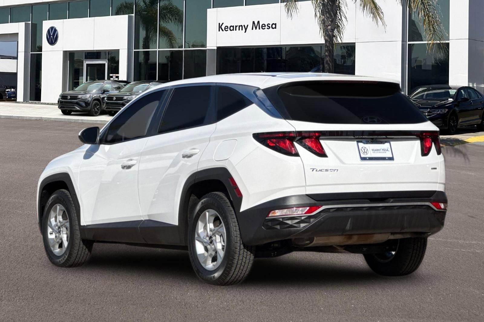 Used 2023 Hyundai Tucson SE image 6