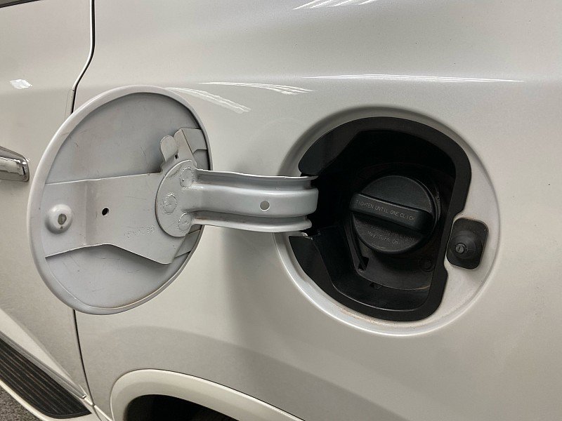 Used 2016 Buick Enclave Premium w/ Trailering Package image 28