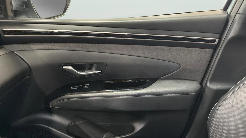 Used 2022 Hyundai Santa Cruz Limited image 13