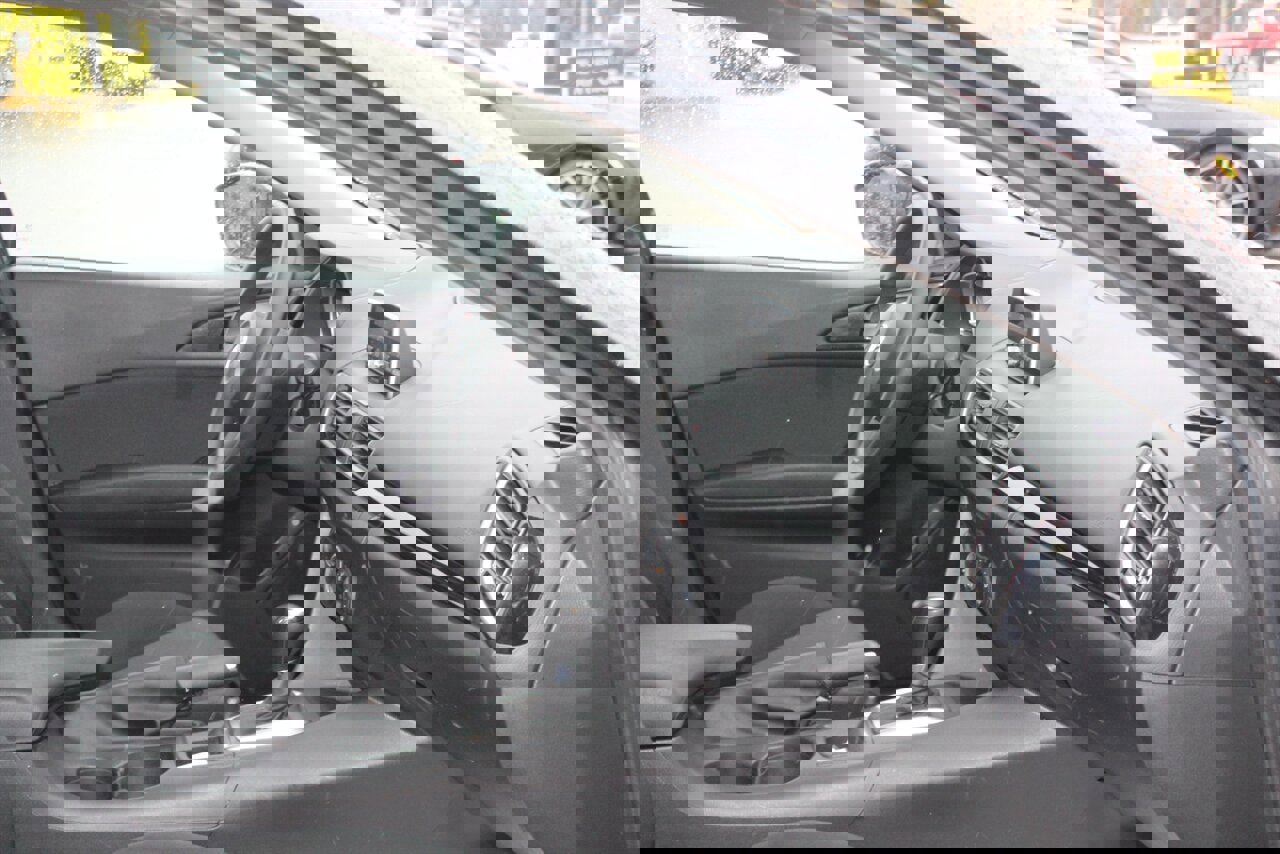 Used 2014 MAZDA MAZDA3 i Sport image 15