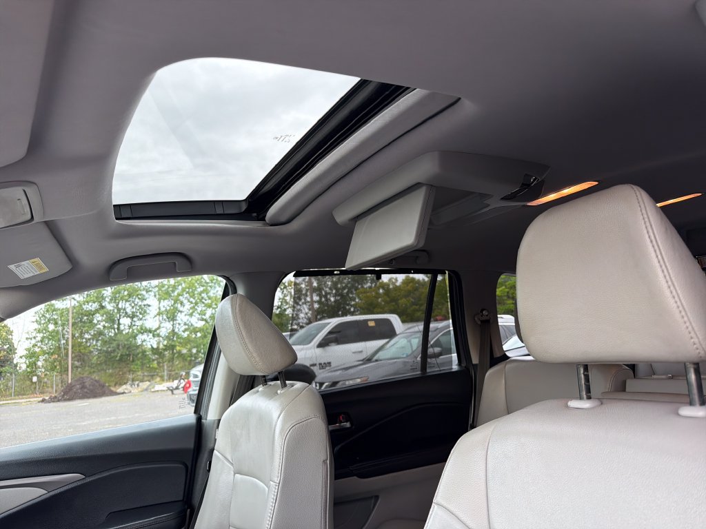 Used 2019 Honda Pilot EX-L image 12