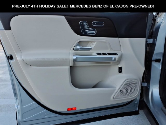 Used 2026 Mercedes-Benz GLB 250 4MATIC image 13