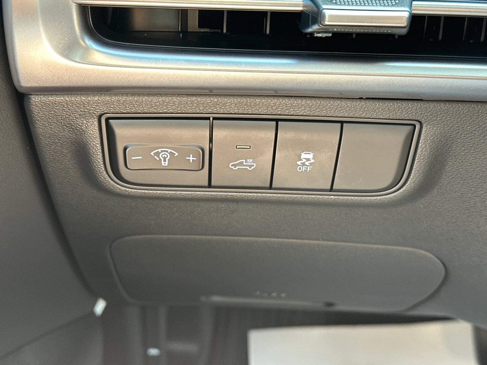 New 2025 Hyundai Santa Cruz SEL image 28