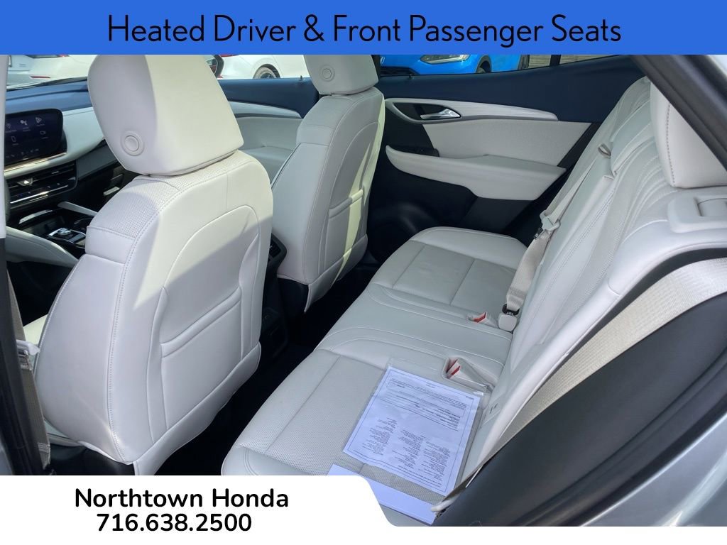 Used 2024 Buick Envision Avenir image 16