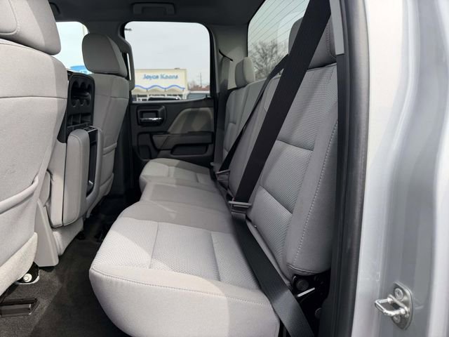 Used 2018 Chevrolet Silverado 1500 Custom w/ Custom Value Package image 9