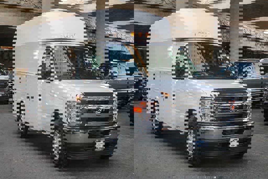 New 2026 Ford E-350 and Econoline 350 Super Duty w/ Power Equipment Group image 3