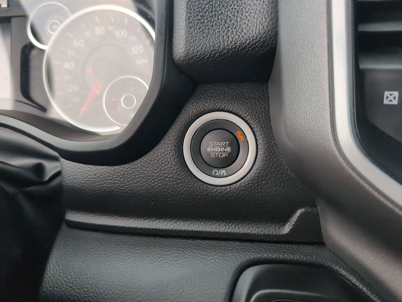 Used 2023 RAM 1500 Big Horn AWD/4WD image 24