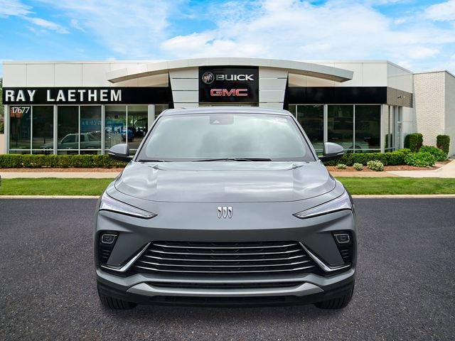 Used 2025 Buick Envista Preferred w/ Convenience I Package image 8