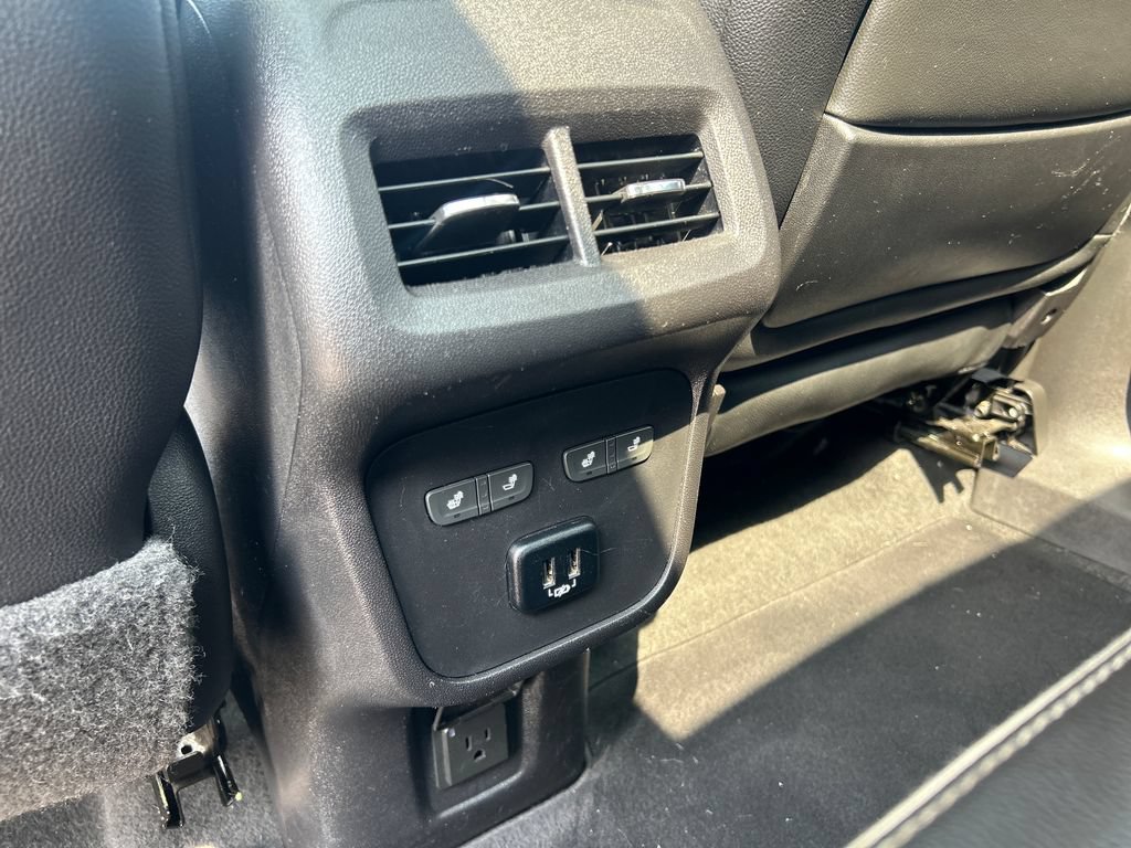 Used 2018 GMC Terrain Denali w/ Advanced Safety Package AWD/4WD image 31