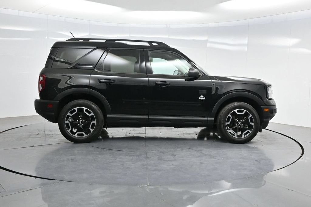 Used 2023 Ford Bronco Sport Outer Banks w/ Tech Package AWD/4WD image 37