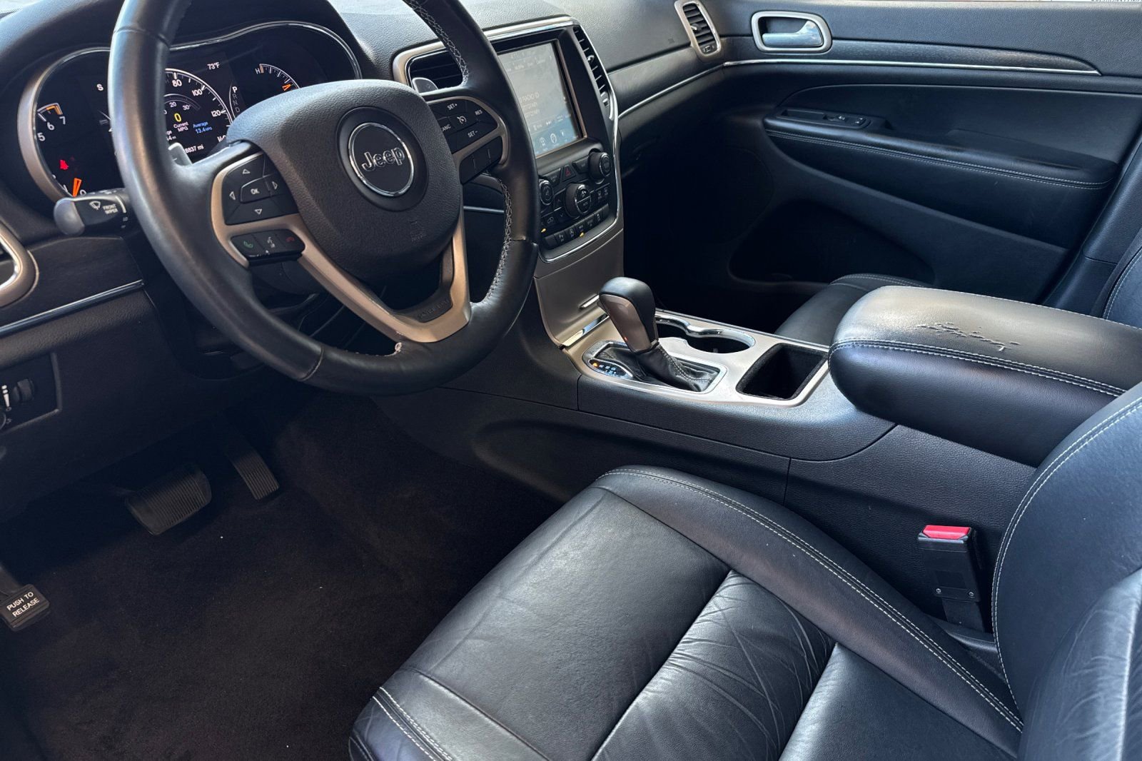 Used 2016 Jeep Grand Cherokee Limited RWD image 10