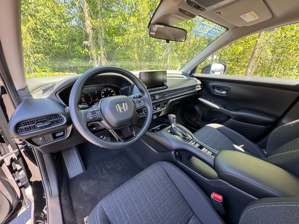 Certified 2024 Honda HR-V LX image 7
