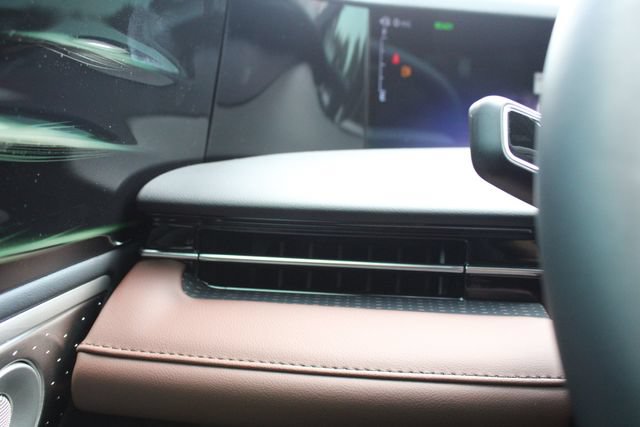 New 2026 Lincoln Nautilus Reserve AWD/4WD image 10