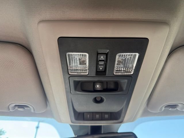 Used 2015 RAM 2500 Laramie w/ Convenience Group AWD/4WD image 32