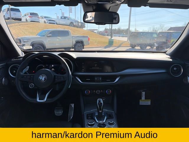 Used 2024 Alfa Romeo Stelvio Veloce image 15