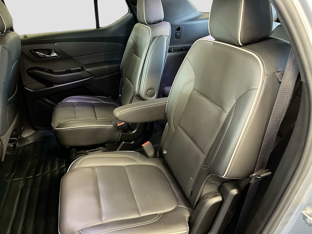 Used 2023 Chevrolet Traverse Premier AWD/4WD image 26