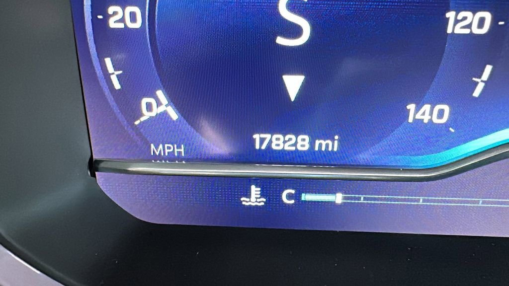 Certified 2025 Chevrolet Silverado 1500 LT Trail Boss image 16