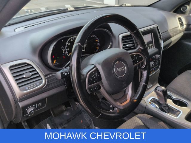Used 2021 Jeep Grand Cherokee Laredo AWD/4WD image 11