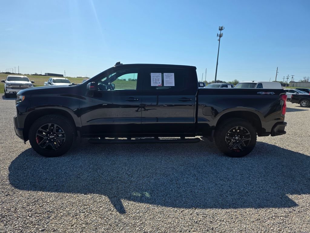 Used 2022 Chevrolet Silverado 1500 RST w/ Redline Edition AWD/4WD image 6