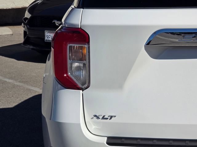 Used 2023 Ford Explorer XLT image 6