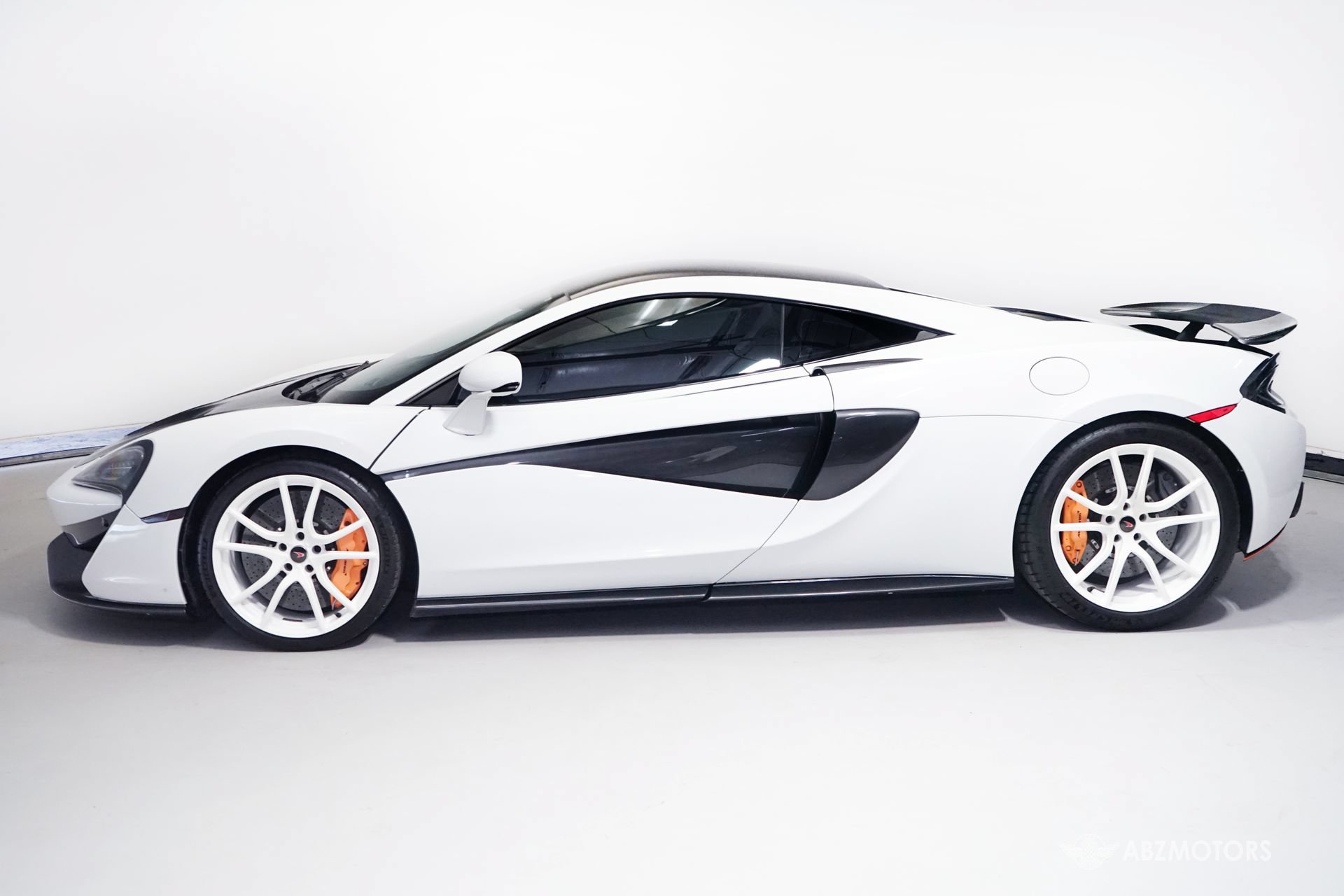 Used 2018 McLaren 570S Coupe RWD image 5