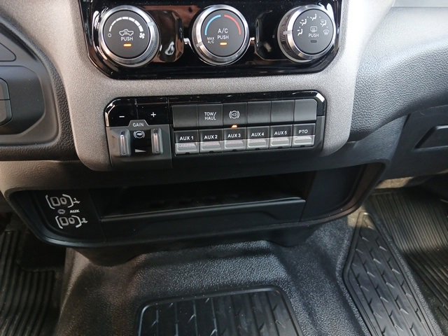 New 2026 RAM 4500 Tradesman w/ Chrome Appearance Group image 40