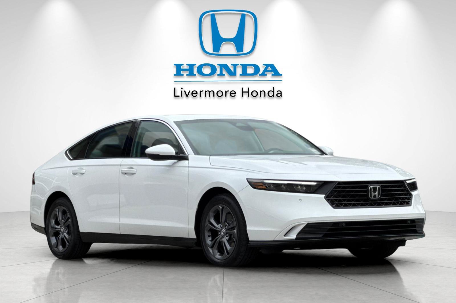 New 2026 Honda Accord EX-L image 8
