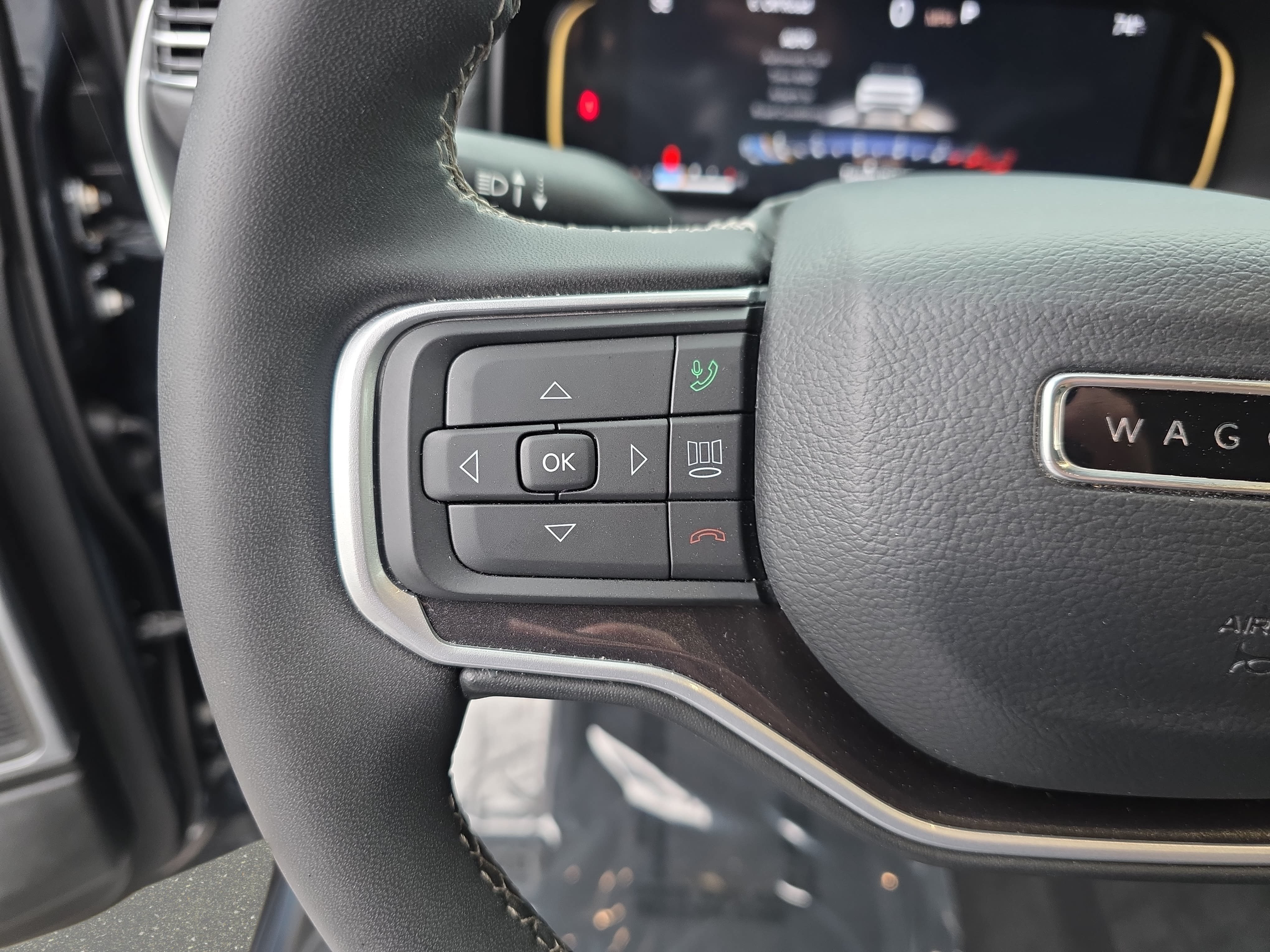Certified 2024 Jeep Wagoneer 4WD w/ Premium Group I image 15