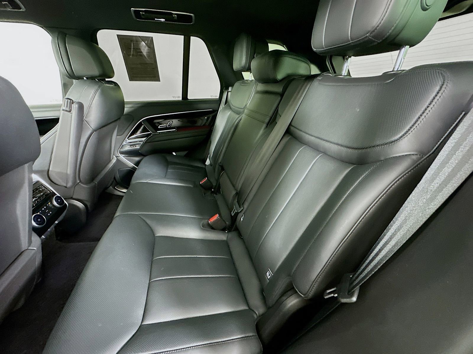 Used 2023 Land Rover Range Rover SE AWD/4WD image 34