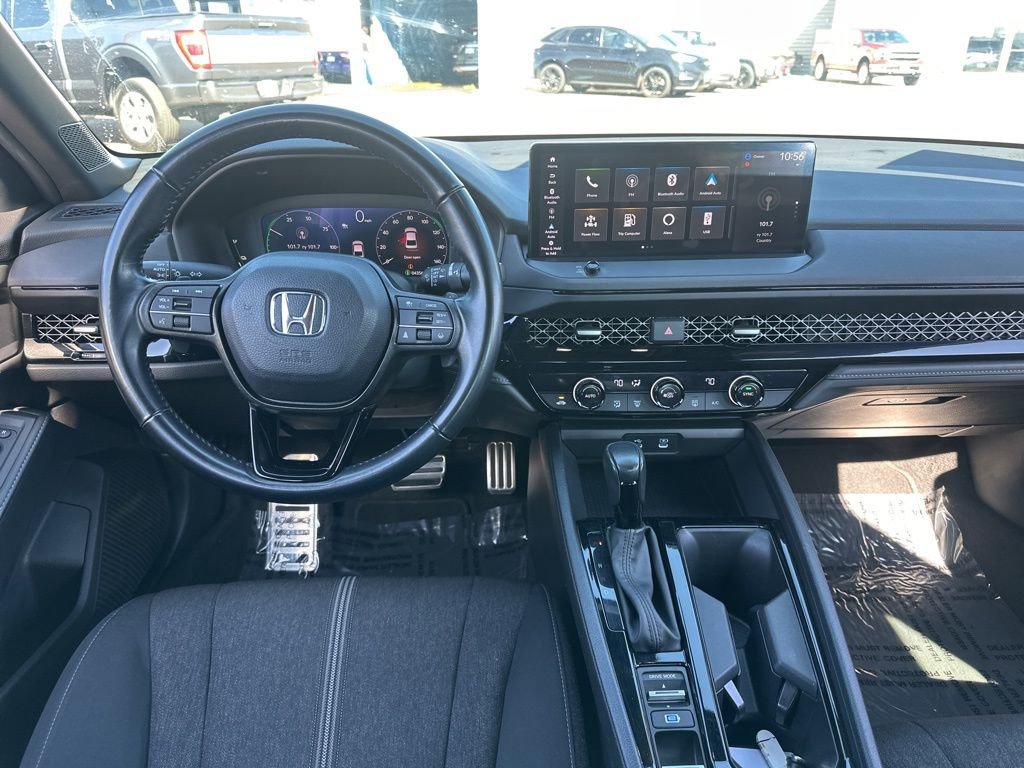 Used 2024 Honda Accord Sport image 16