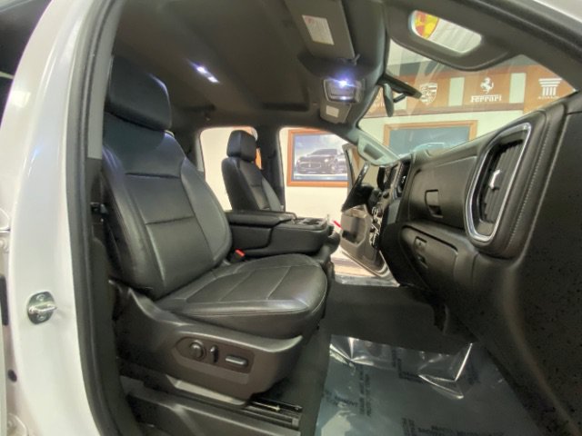 Used 2022 Chevrolet Silverado 2500 LTZ w/ Safety Package AWD/4WD image 16