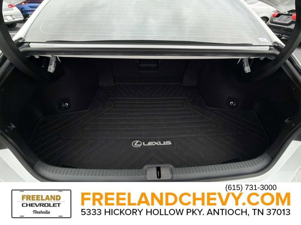 Used 2024 Lexus ES 300h Ultra Luxury image 14