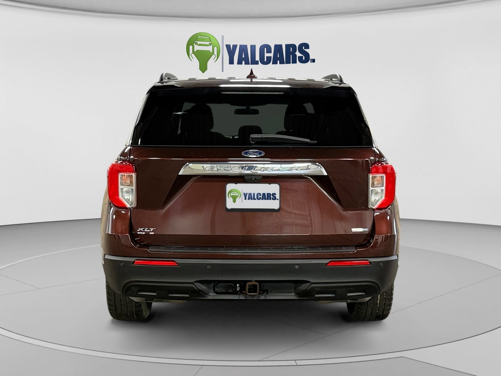 Used 2020 Ford Explorer XLT w/ Comfort Package AWD/4WD image 4
