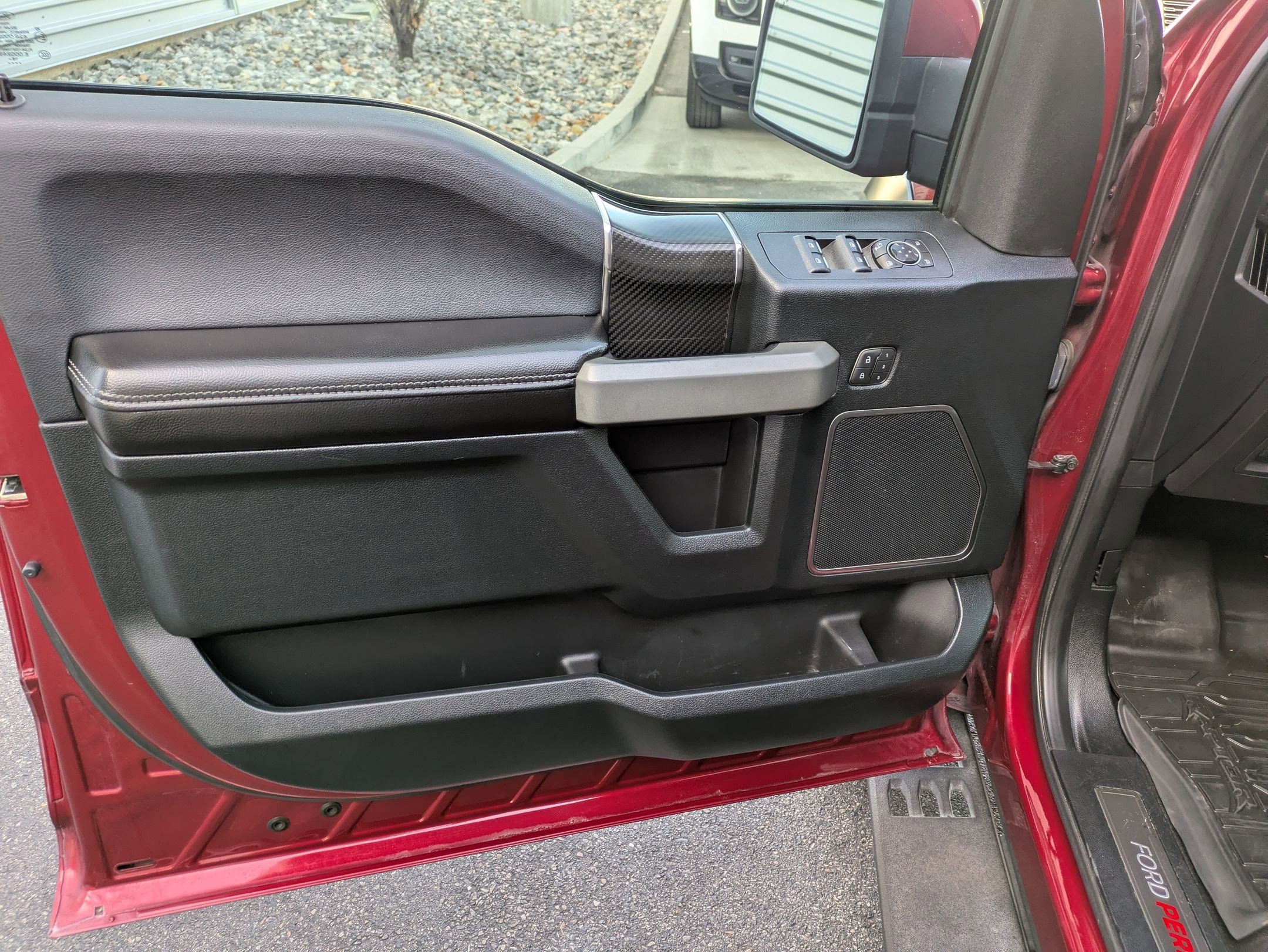 Used 2019 Ford F150 Raptor w/ Equipment Group 802A Luxury image 12