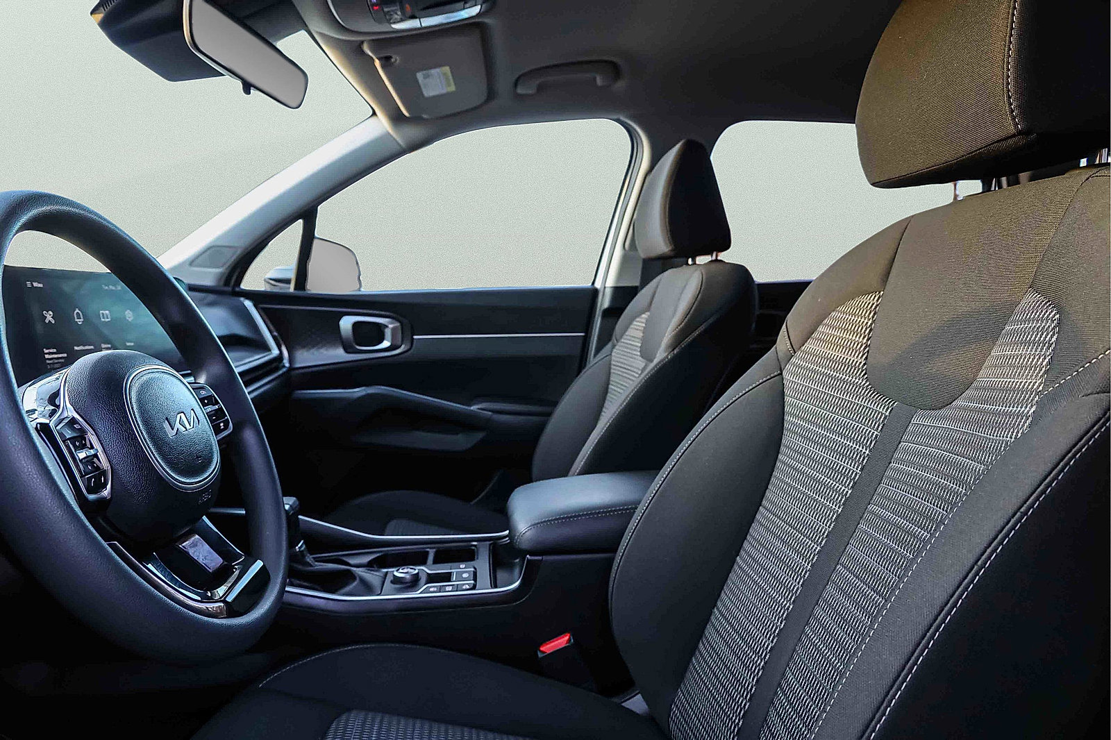 Certified 2024 Kia Sorento LX image 9