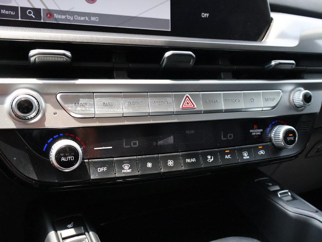 Used 2023 Kia Telluride S AWD/4WD image 35