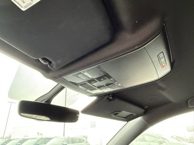 Used 2020 Volkswagen Atlas Cross Sport S image 27