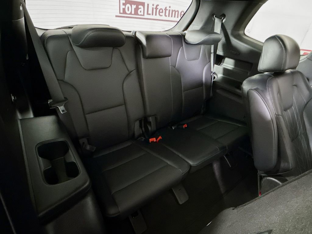 Used 2023 Kia Telluride EX X-Line image 32