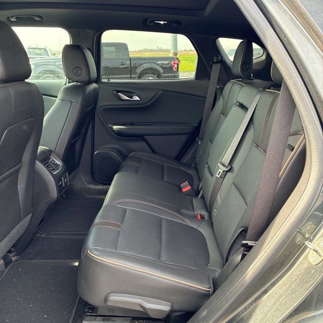 Used 2019 Chevrolet Blazer Premier w/ Sun and Wheels Package AWD/4WD image 12