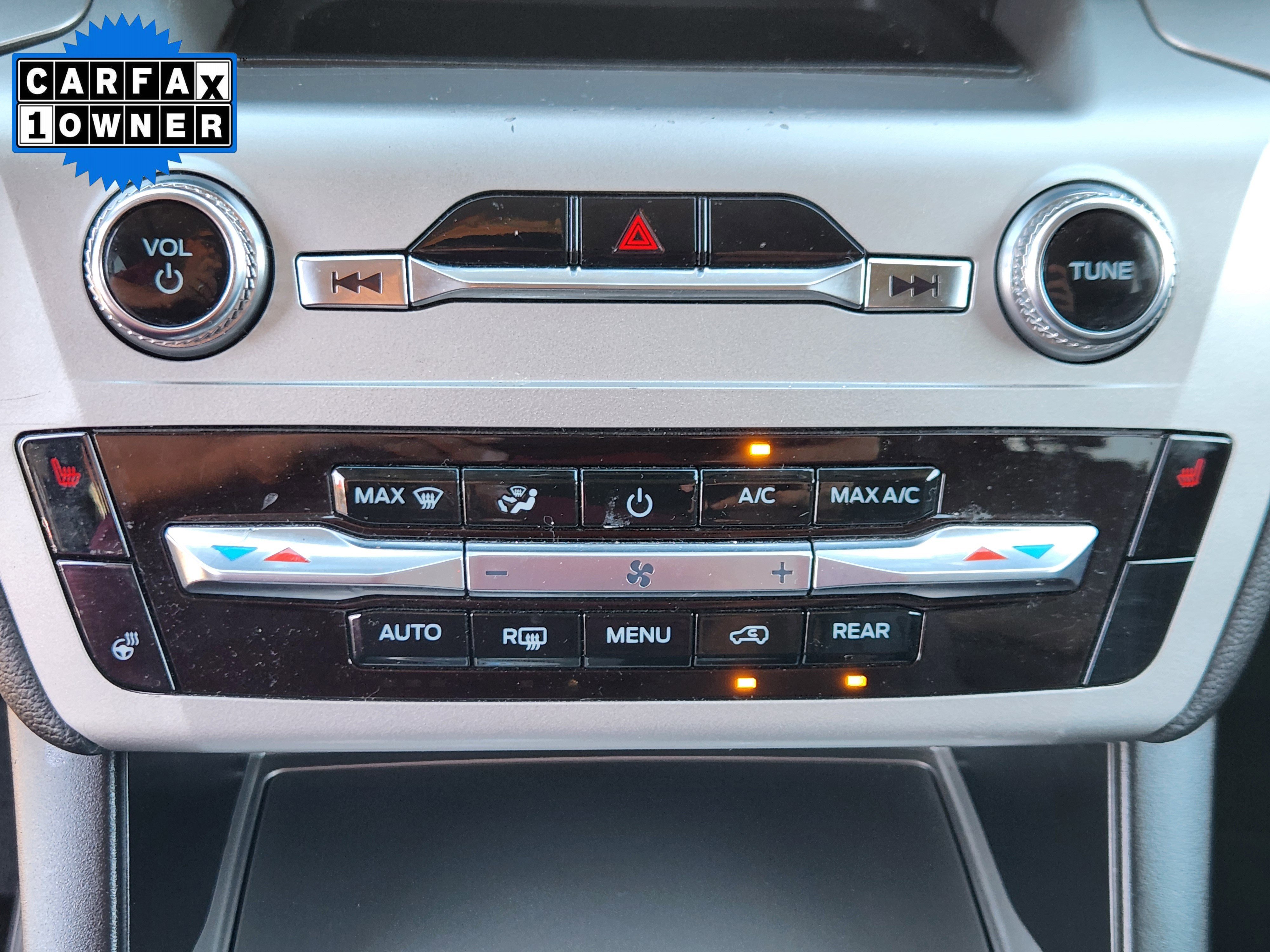 Used 2022 Ford Explorer XLT w/ Equipment Group 202A image 23