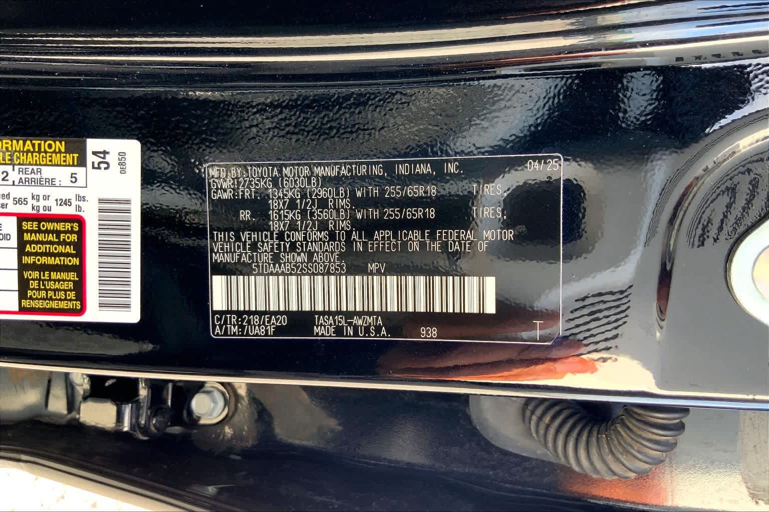 Used 2025 Toyota Grand Highlander AWD image 36