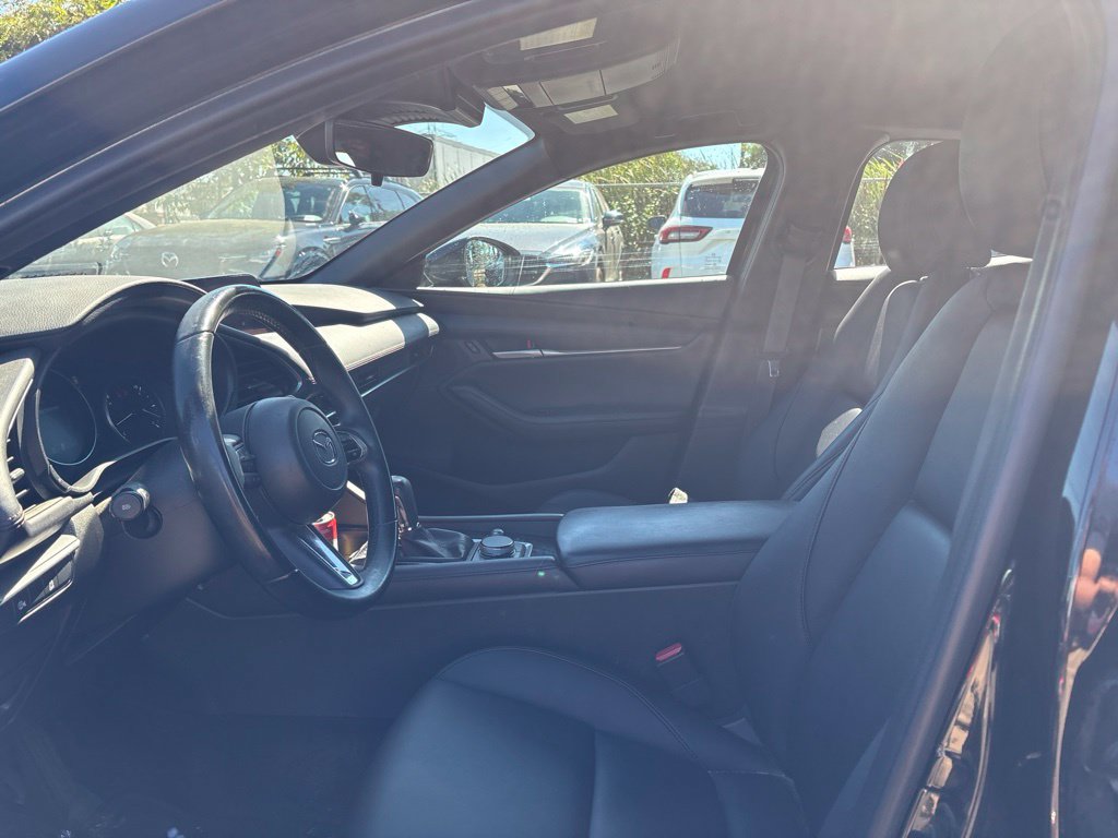 Used 2024 MAZDA MAZDA3 s FWD image 11