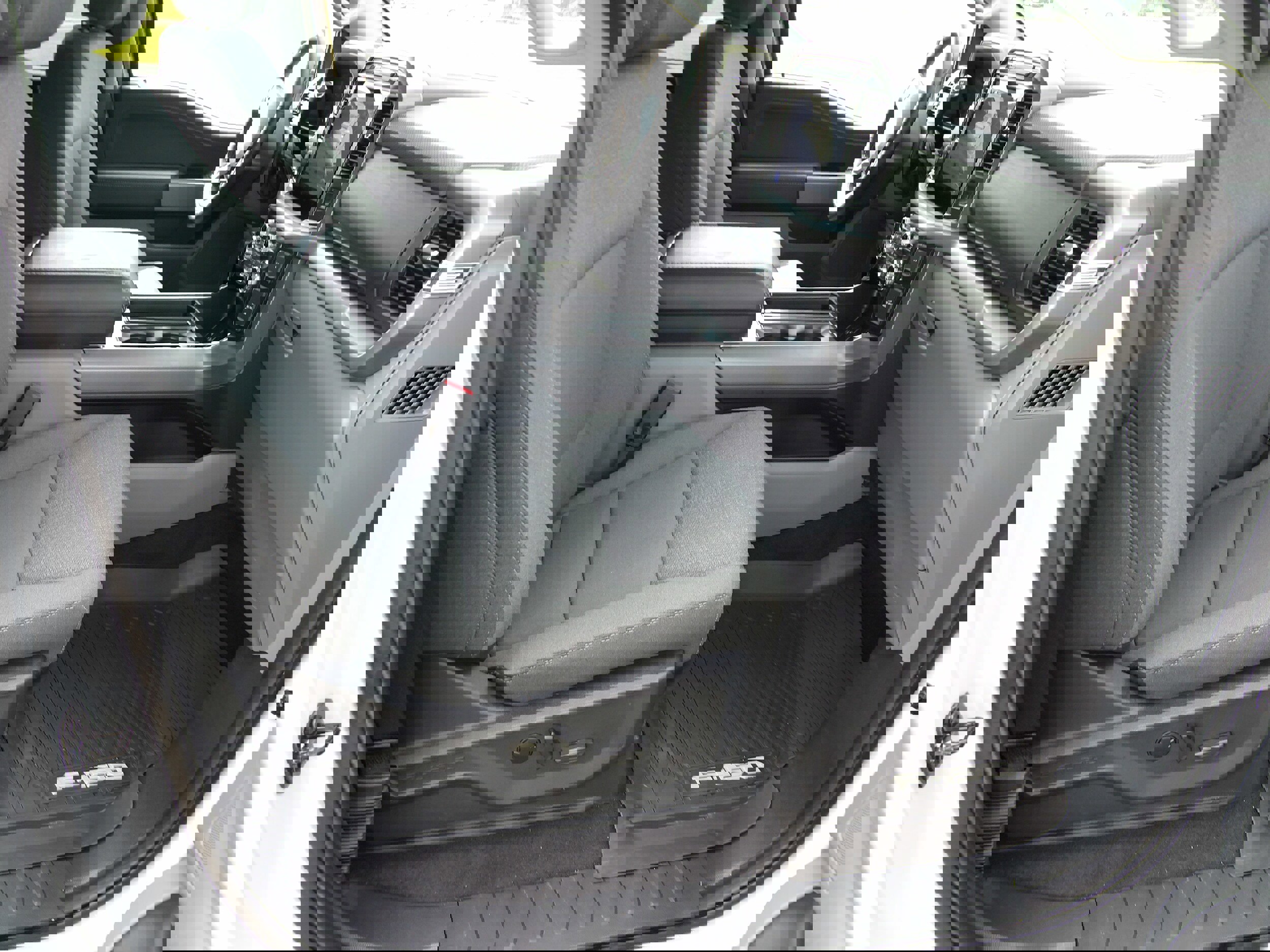 Used 2025 Ford F150 XLT w/ Equipment Group 302A MID image 10