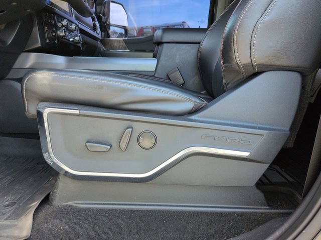 Used 2024 Ford F350 Lariat w/ Lariat Ultimate Package AWD/4WD image 24